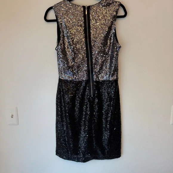 Nicole Miller Elegant Silver Black Sequin Dress Evening Occasion Date 0012 - Picture 3 of 15
